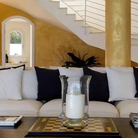 In With 7 Bedrooms Porto Cervo